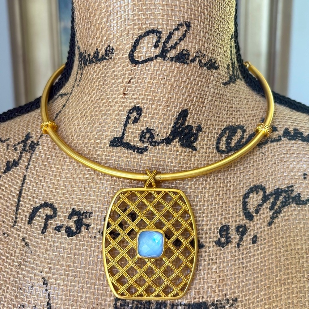 JULIE VOS LOIRE Collar Statement Necklace Designer 24k gold plate blue glass